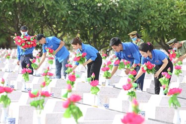 Ân tình đồng đội 